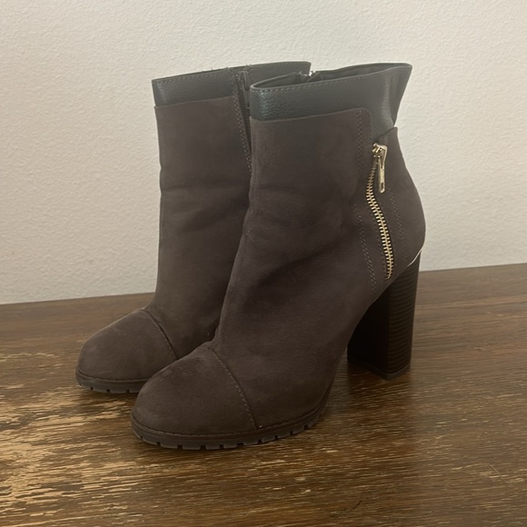 Juicy Couture Livia Anke Boots - Picture 2 of 6